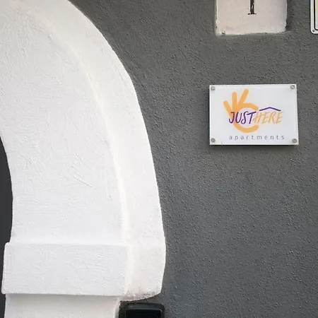 Just Here Apartments - Lascia Fare A Dio Bari Exterior photo